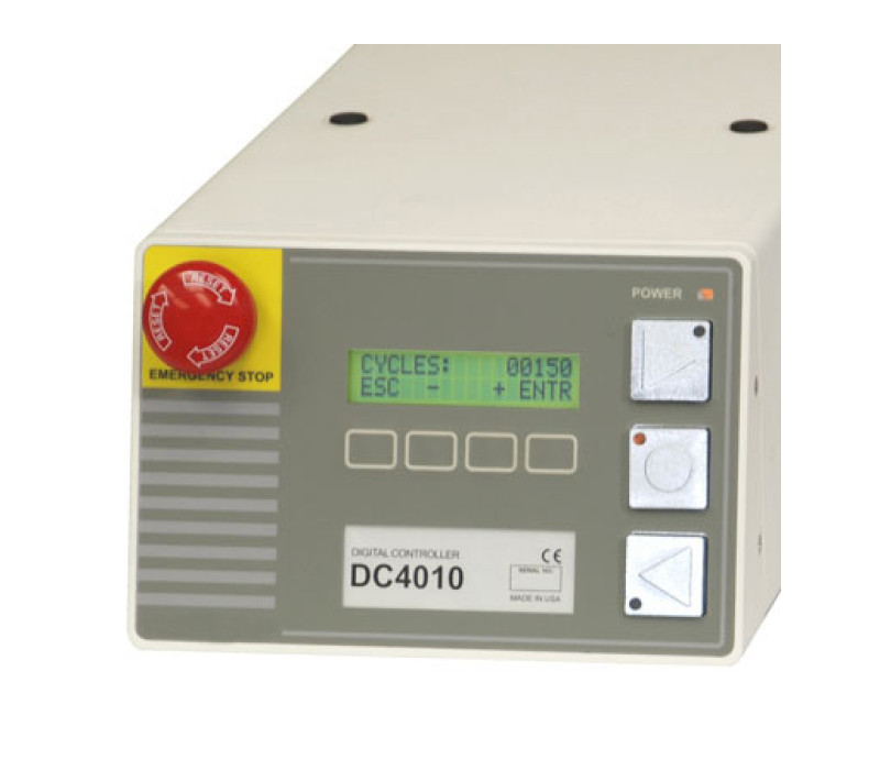 Dispone de botones dedicados CW, CCW, STOP y parada de emergencia, junto con teclas de función variable para acceder al menú y configurar los ajustes del soporte.