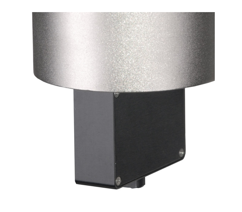 Aquí, el sensor de la serie R03 está montado en un banco de pruebas ESM1500LC.