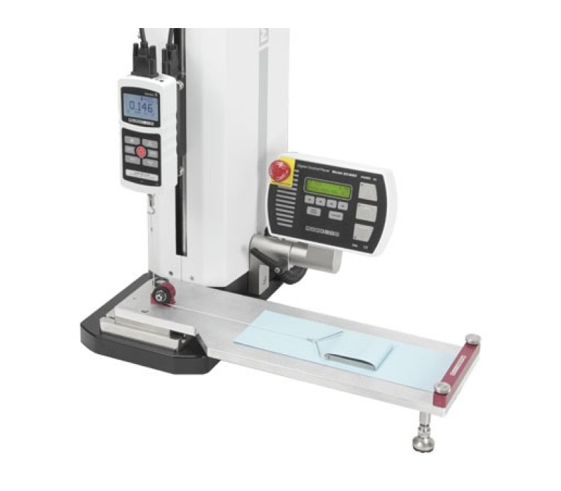 El dispositivo G1086 COF se muestra montado en un banco de pruebas motorizado con calibre M5-2-COF.