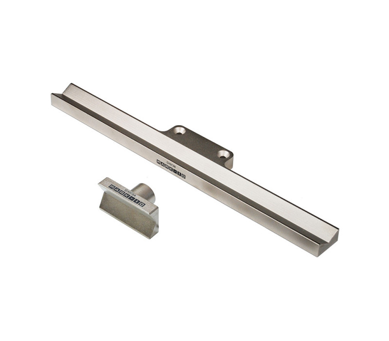 G1072 consta de un troquel superior y otro inferior.